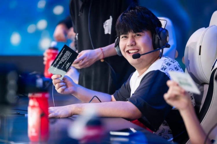 因此皇马此 因此皇马此